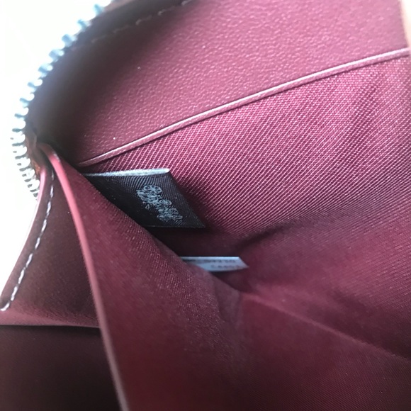 Coach Wallet🎈🎈 - Picture 5 of 9